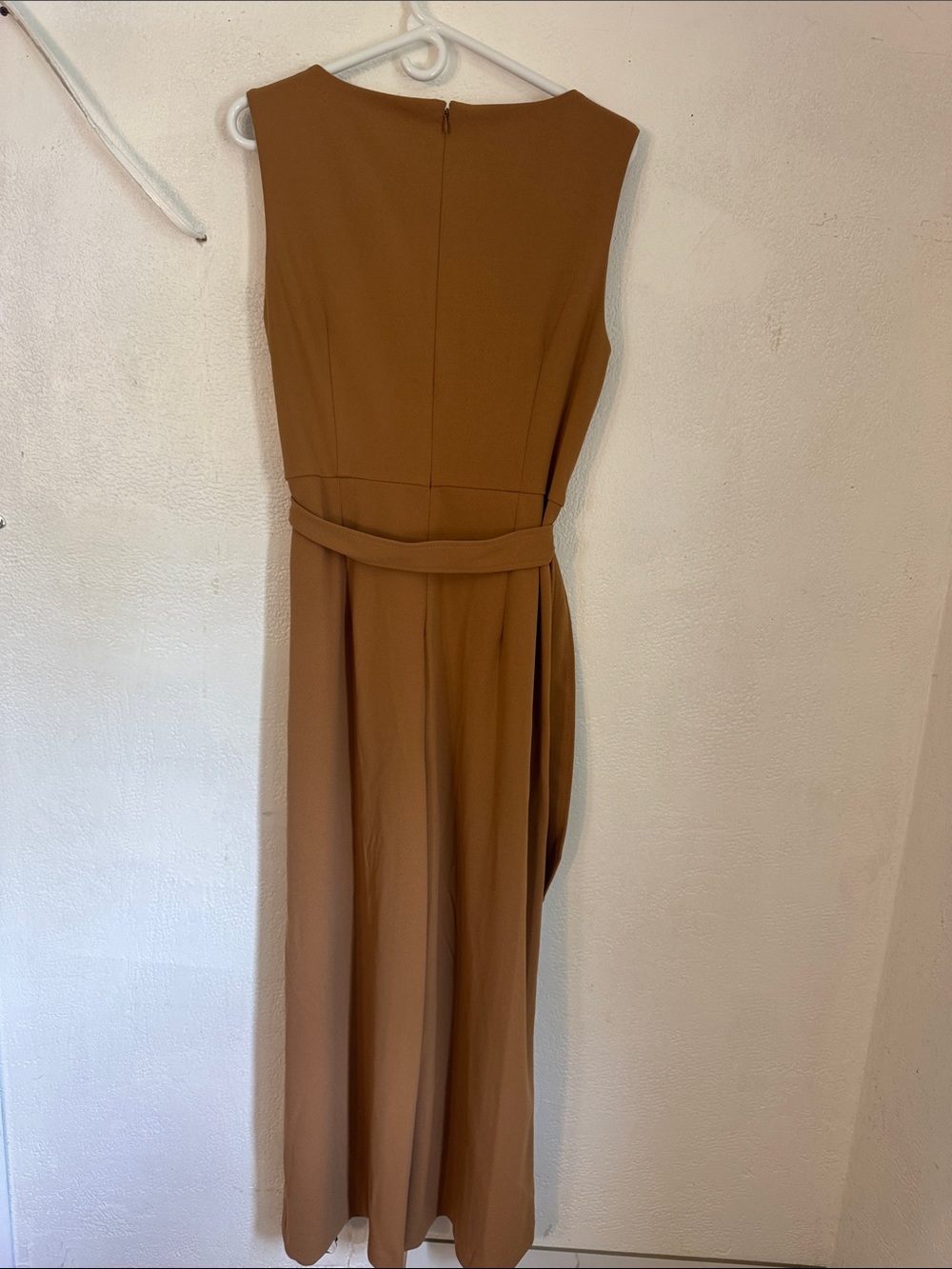 Calvin Klein Sleeveless V-Neck Maxi JUMPSUIT in Camel Brown - Picture 14 of 16